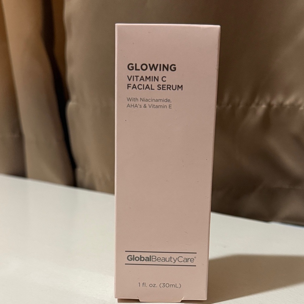 Global Beauty Care Glowing Vitamin C Facial Serum - Pink